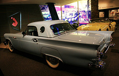 1957 Ford Thunderbird - Petersen Automotive Museum (8039)