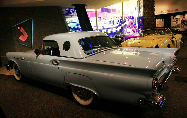 1957 Ford Thunderbird - Petersen Automotive Museum (8039)