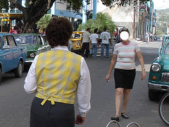 Dame cubaine en talons hauts / Cuban Lady in high heels - 5 février 2010.