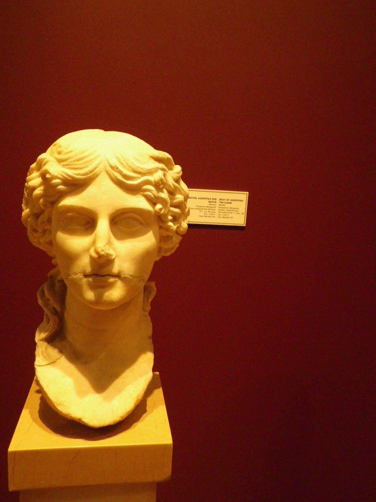 Agrippine la jeune.
