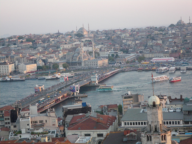 En haut de la tour : le pont de Galata 2