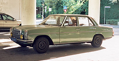 1973 Mercedes-Benz 200