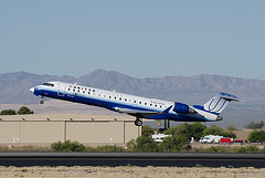 United Airlines Canadair CL-600 N746SK