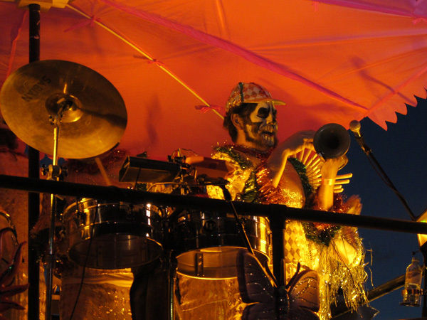 Skeleton band