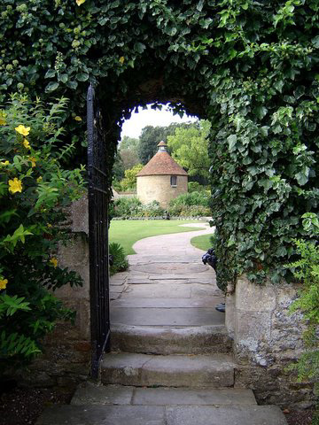 Le Manoir aux Quat' Saisons