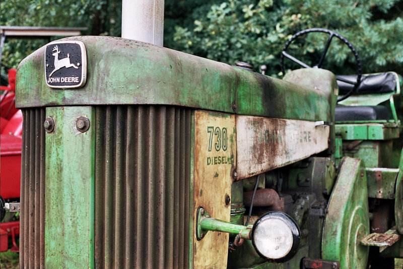 Visiting the Oldtimer Festival in Ravels, Belgium: John Deere 730 diesel tractor