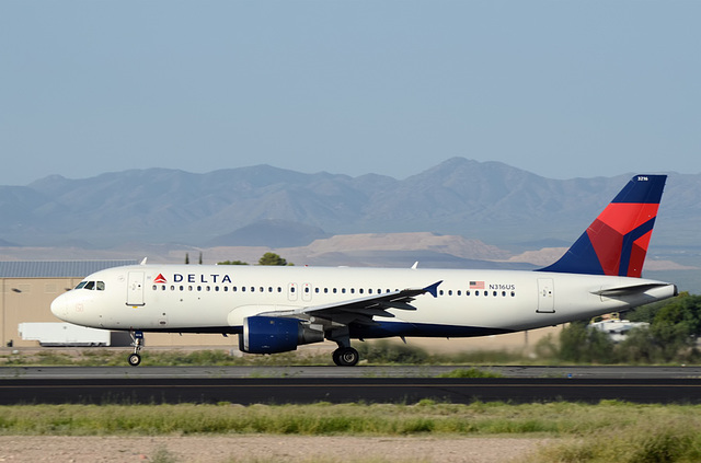 Delta Air Lines Airbus A320 N316US