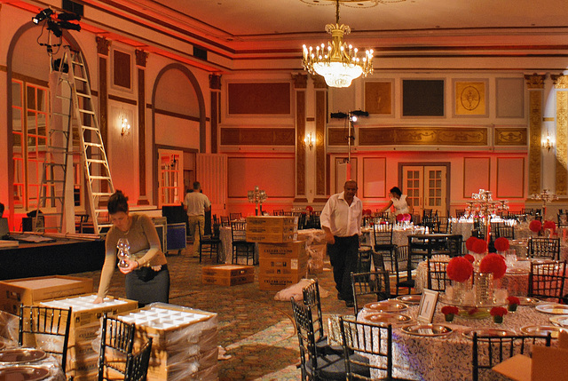 Getting Ready for a Wedding – The Windsor Ballroom, Le Windsor, Montréal, Québec