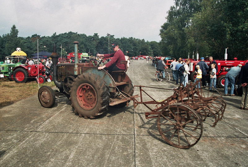 Visiting the Oldtimer Festival in Ravels, Belgium: