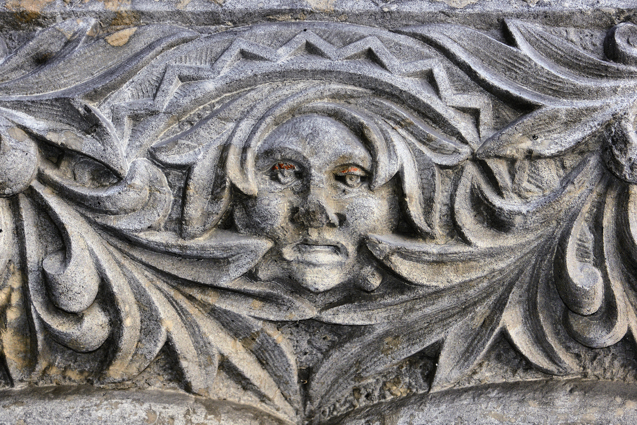 Eye Shadow – Windsor Station, Montréal, Québec