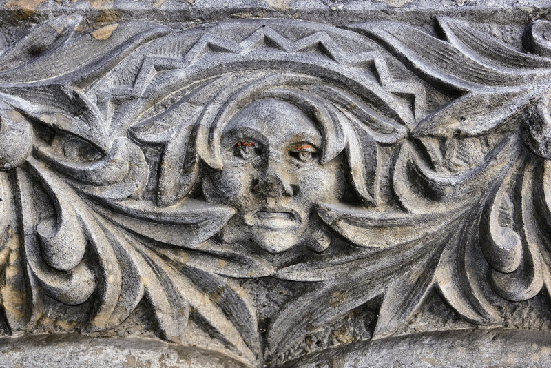 Eye Shadow – Windsor Station, Montréal, Québec