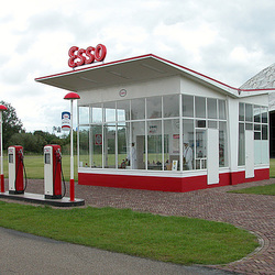 Visiting the Louwman Collection (National Motor Car Museum) Visiting the Louwman Collection (National Motor Car Museum)