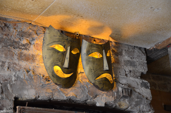 Masks, Wiltons