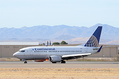 Continental Airlines (United Airlines) Boeing 737 N16617
