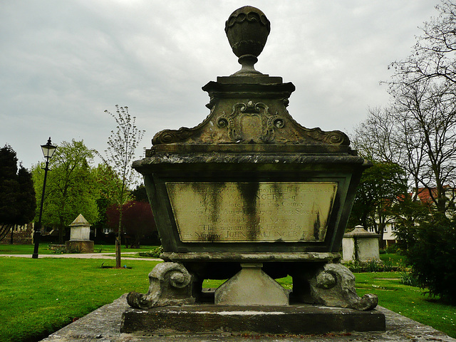 st.mary, chelmsford, c18 tomb,essex, hefty memorial to john wallinger, +1767