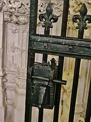 ely cathedral , chantry gate