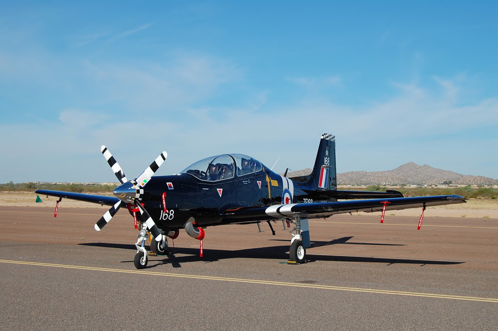 Short Tucano T1