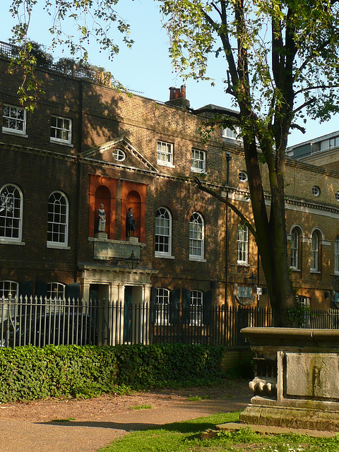 wapping charity school