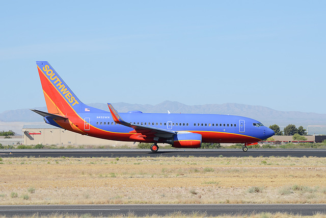 Southwest Airlines Boeing 737 N432WN