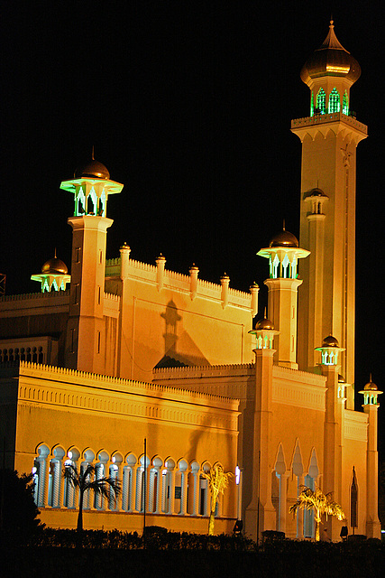 Omar Ali Saifuddien Mosque