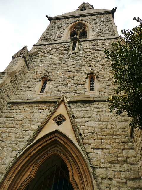 st.andrew thornhill sq., barnsbury, london