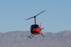 Robinson R44 N518J