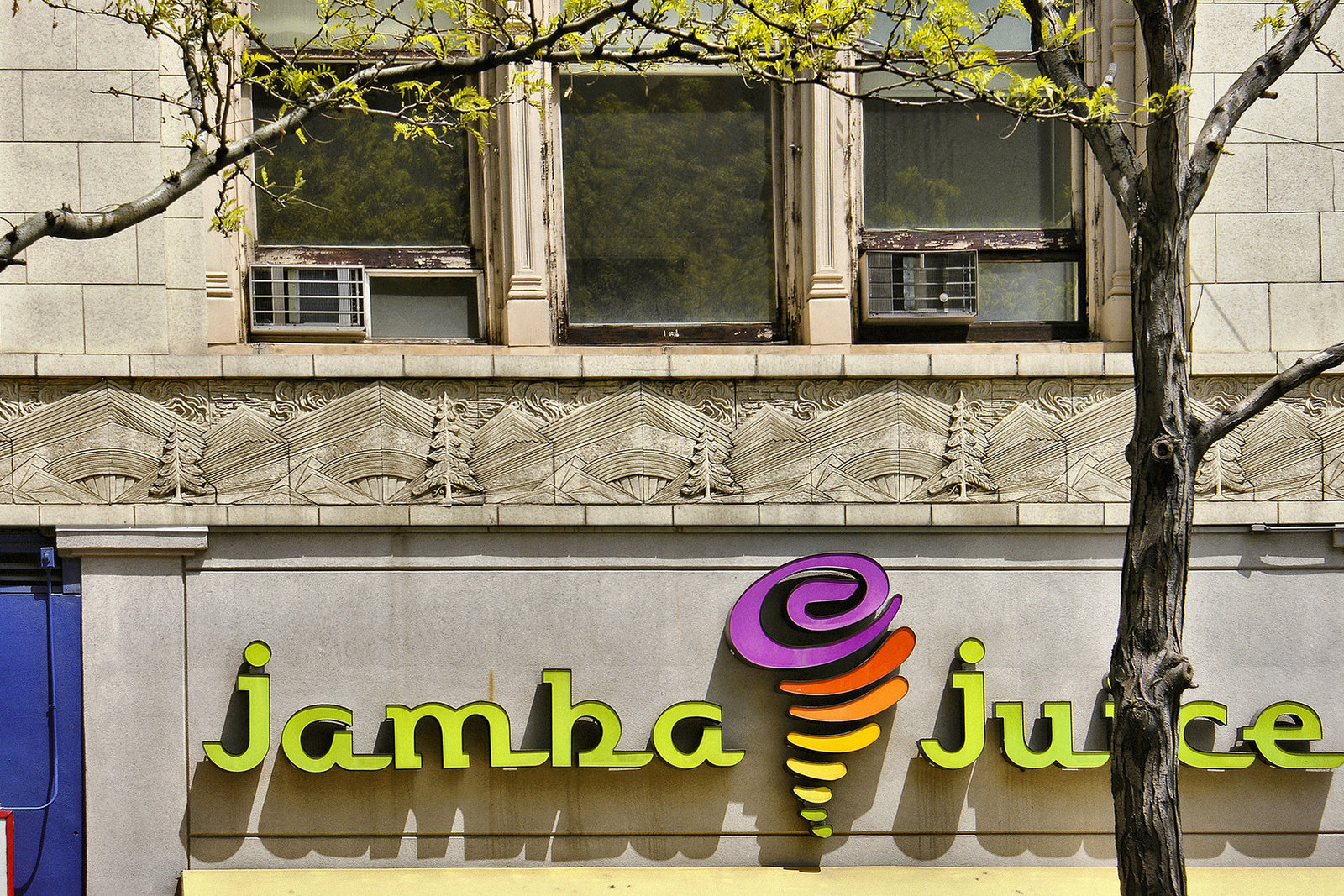 Frieze'n Juice – 16th Street Mall, Denver, Colorado