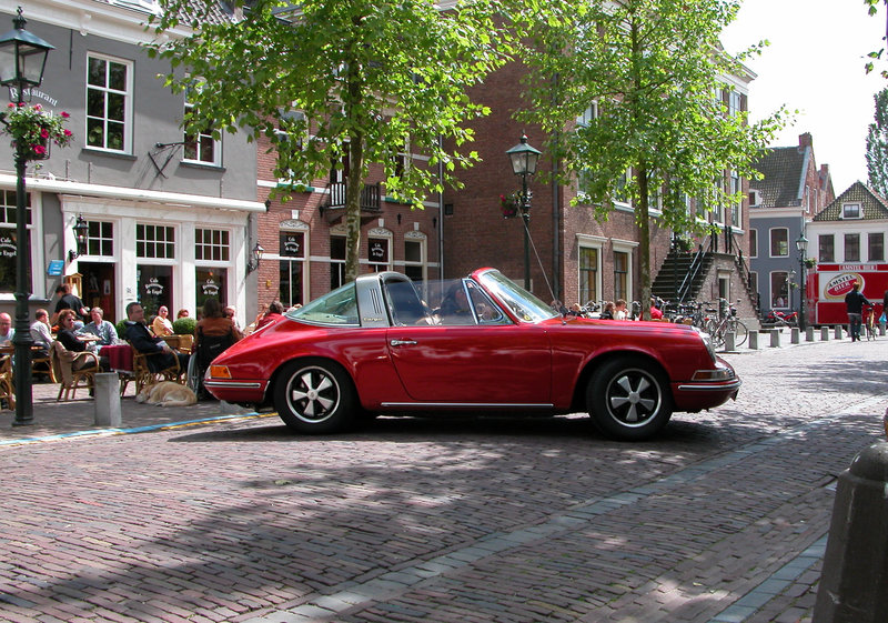 A visit to Wijk bij Duurstede - Woman trying to park her Porsche 911 T Targa