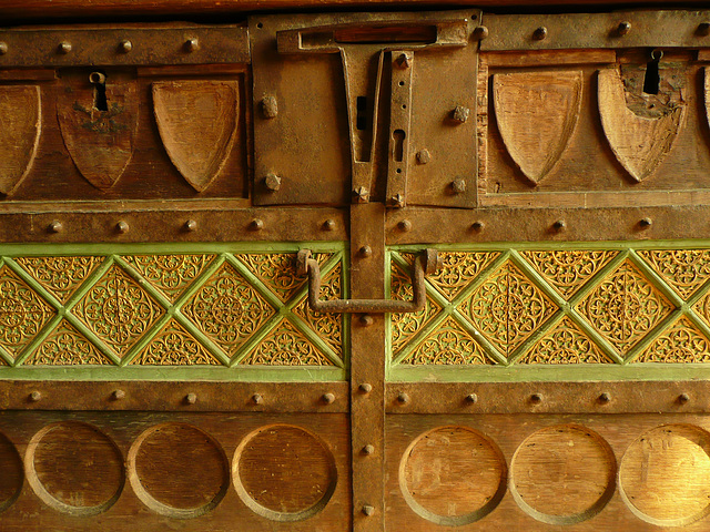 newport church, essex,this c13 chest with its lid painted inside as a reredos seems to have been a portable altar of some sort, despite the rulings against wooden rather than stone altars. it seems to