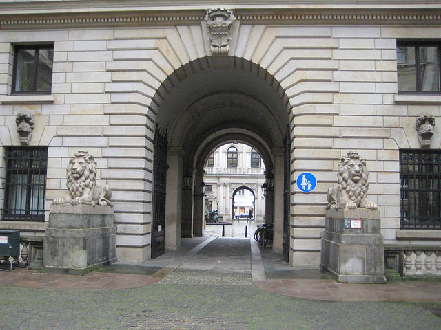 Rathaus, Innenhof