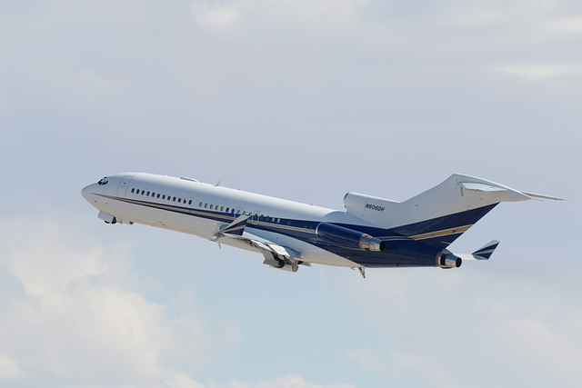 Boeing 727 N606DH