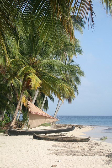 San Blás beach scene