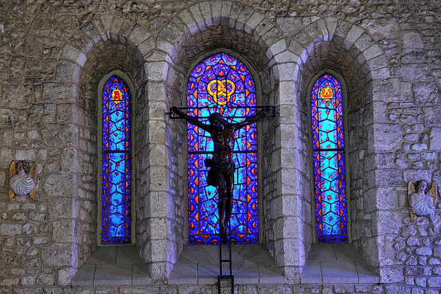 Les vitraux du choeur de l'église de Beuzeville