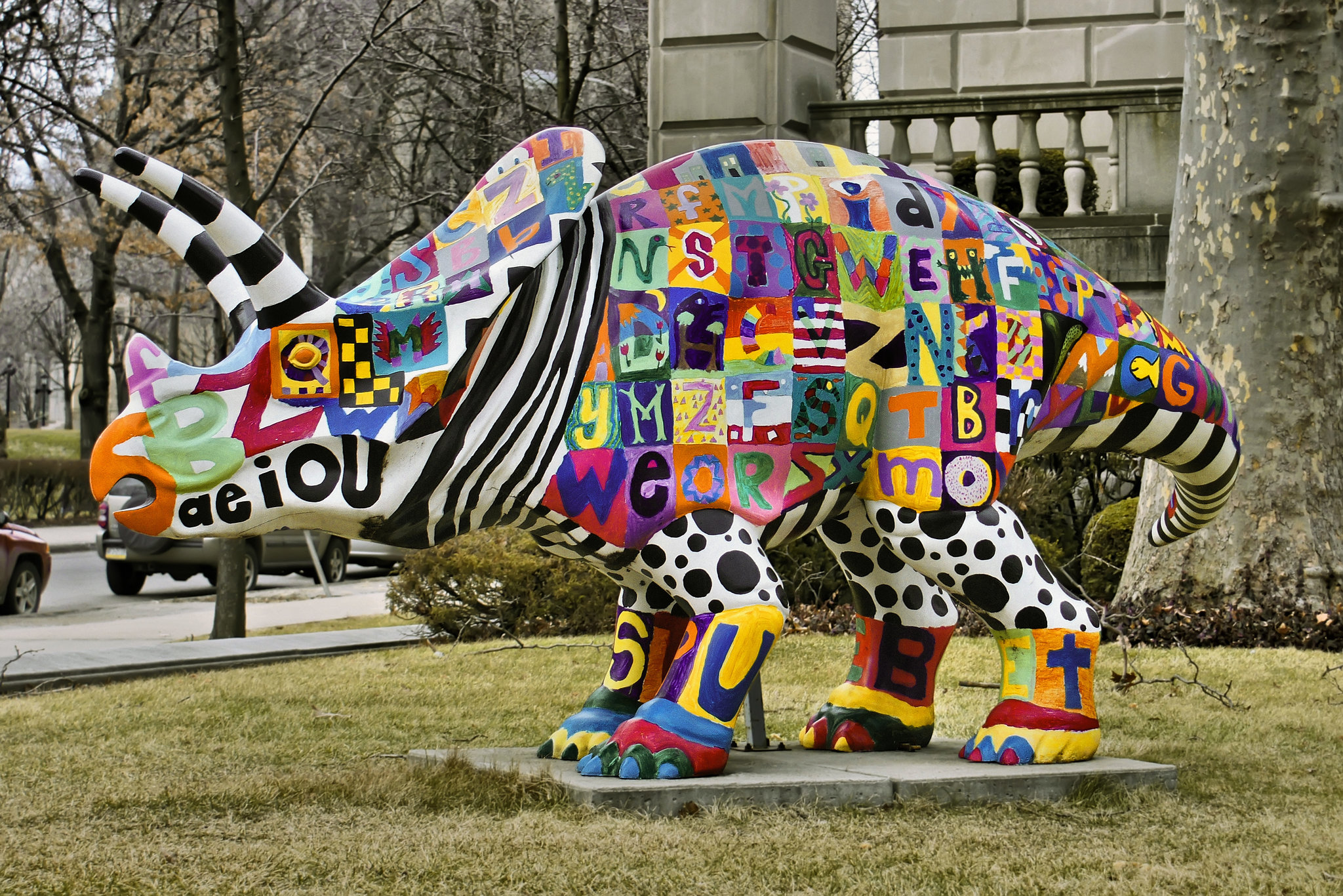 Alphabetasaurus – Forbes Avenue, Pittsburgh, Pennsylvania
