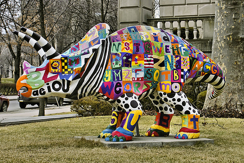 Alphabetasaurus – Forbes Avenue, Pittsburgh, Pennsylvania