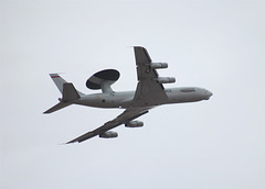 Boeing E-3B Sentry 77-0352