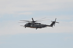Helicopter Mine Countermeasures Squadron 14 (HM-14) Sikorsky MH-53E Sea Dragon