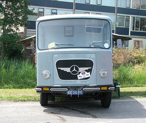 Heavy vehicles at the National Oldtimerday: 1957 Mercedes-Benz L 312 /42