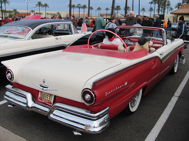 1957 Ford Fairlane 500 Sunliner