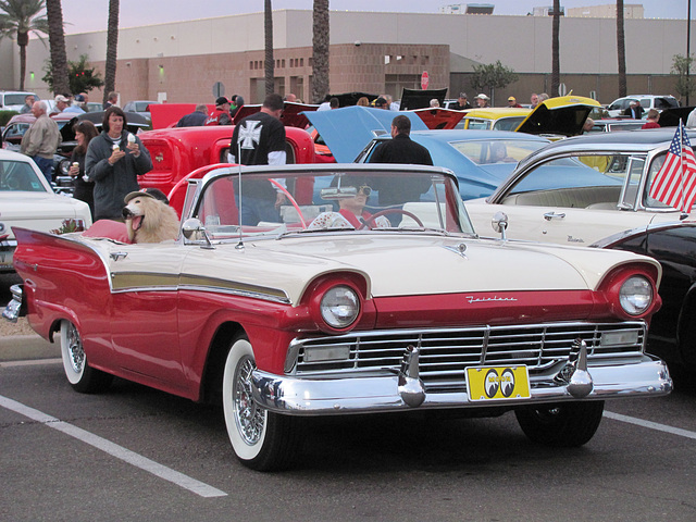 1957 Ford Fairlane 500 Sunliner