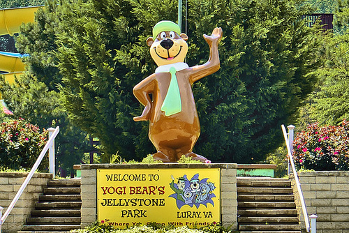 "Hello, Mr. Ranger, sir!" – US Route 211, near Luray, Virginia