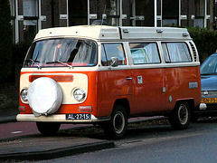 1969 Volkswagen 23 camping bus