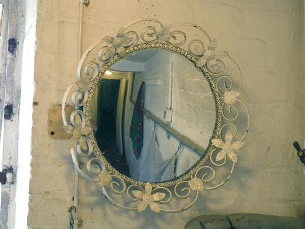 Washroom mirror
