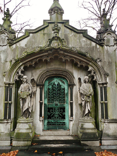 brompton cemetery, earls court,  london,mcdonald mausoleum of 1902