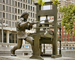 Ben Franklin, Craftsman – Municipal Services Building Plaza, Philadelphia, Pennsylvania