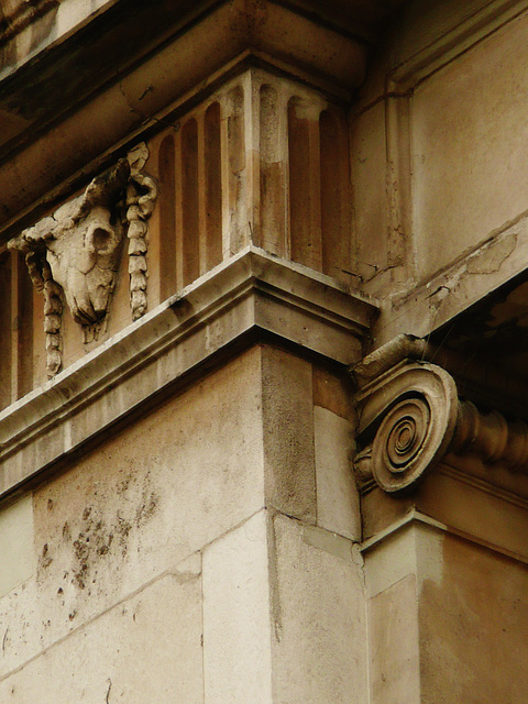 fitzroy sq., london