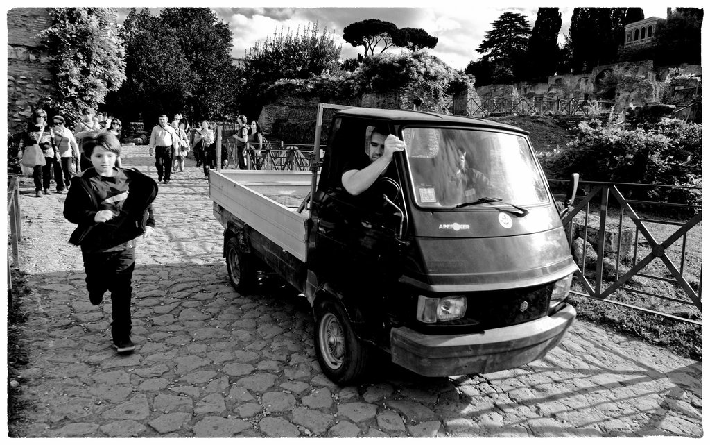 Rome Honeymoon Fuji XE-1 Palatine Hill 24 mono