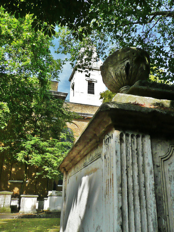 hackney churchyard, london