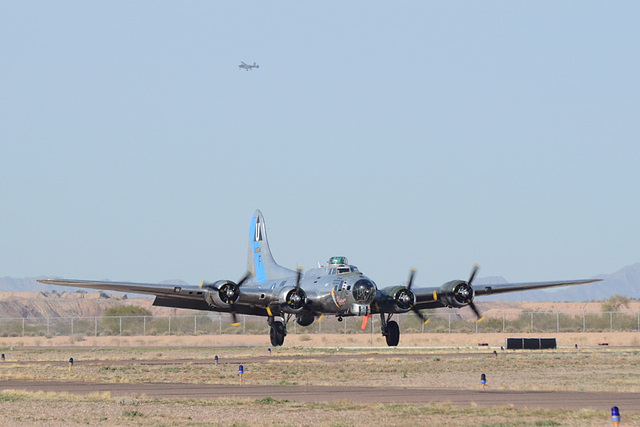 Boeing B-17 Flying Fortress N9323Z