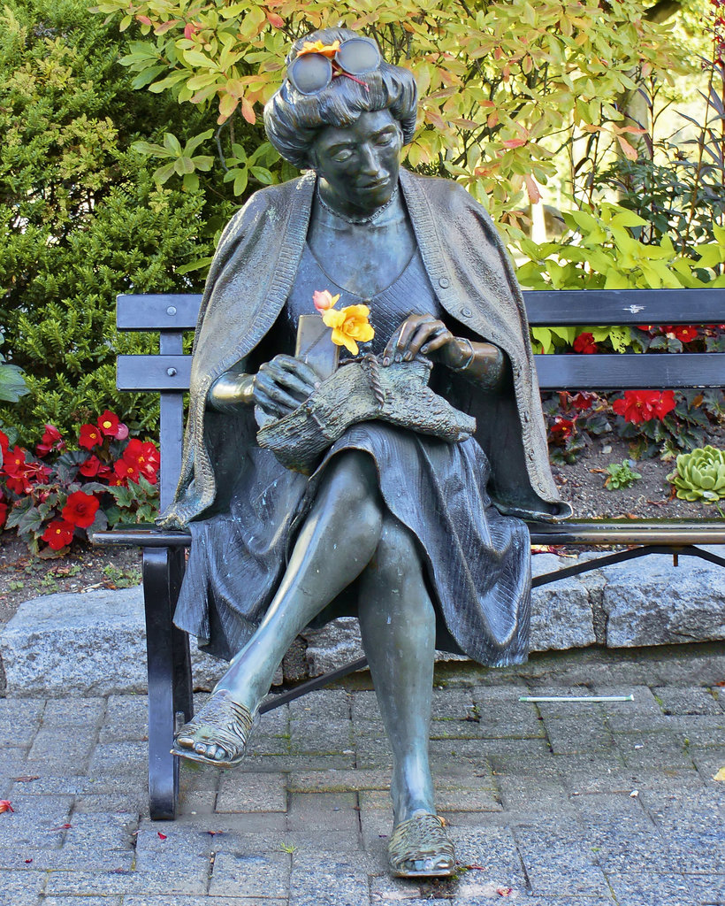 "The Search" – Devonian Plaza, Stanley Park, Vancouver, British Columbia
